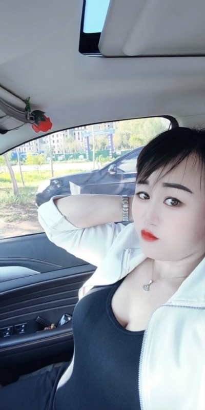 王芳燕的第四张照片--长春相亲服务中心