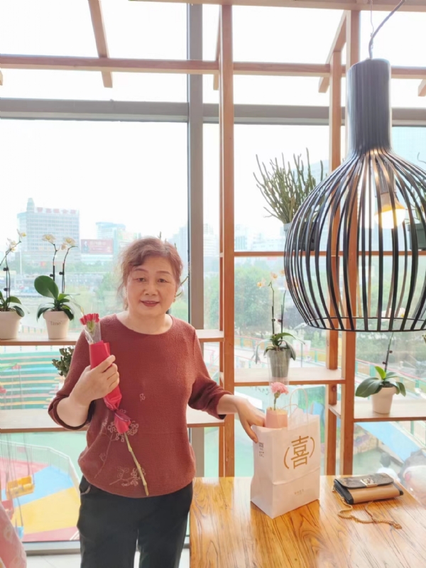 静香的第一张照片--长春相亲服务中心