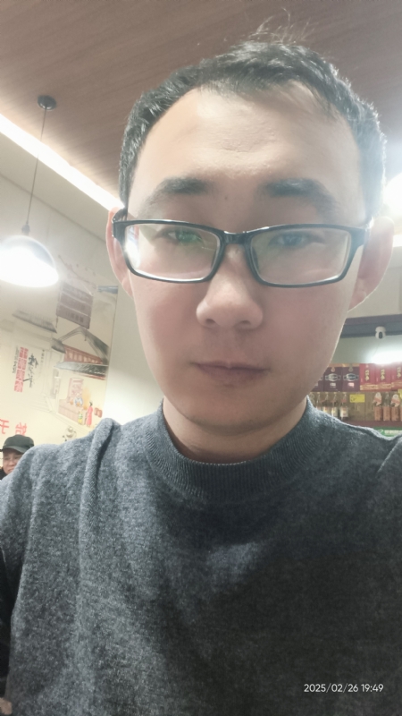 黑黑一笑的第一张照片--长春相亲服务中心