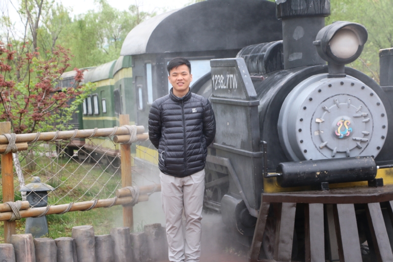 晴天的第二张照片--长春相亲服务中心