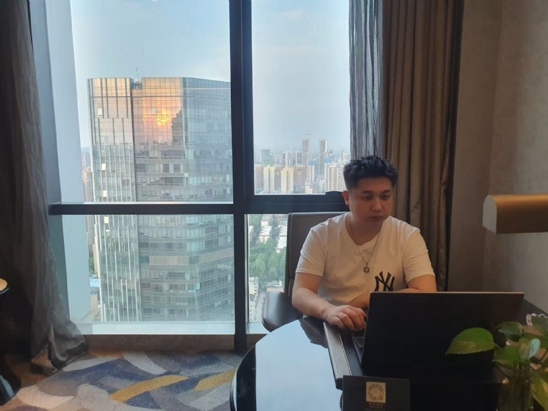 ying的第一张照片--长春相亲服务中心