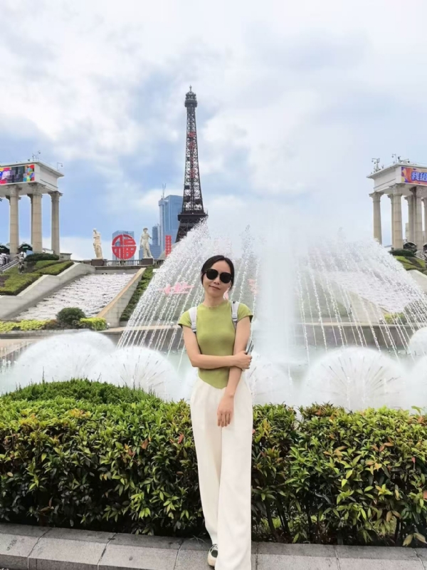 秋风落叶的第一张照片--长春相亲服务中心