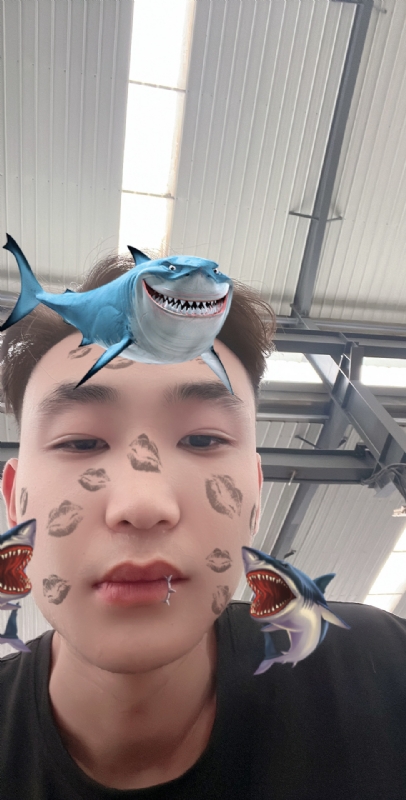 孤独的人的第一张照片--长春相亲服务中心