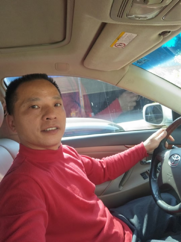 真诚征婚的第三张照片--长春相亲服务中心