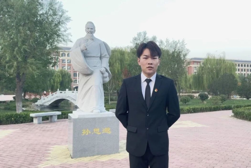 尚明月的第一张照片--长春相亲服务中心