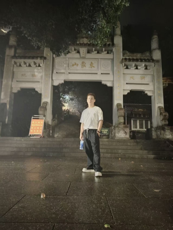 慕晨的第一张照片--长春相亲服务中心