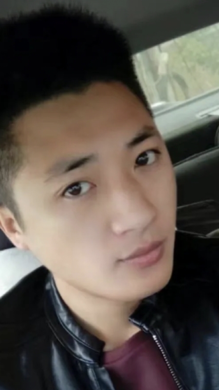 小汤米的第二张照片--长春相亲服务中心