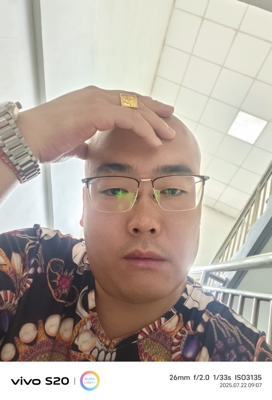 一生诺言的第五张照片--长春相亲服务中心