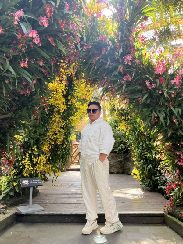 少一点的第一张照片--长春相亲服务中心