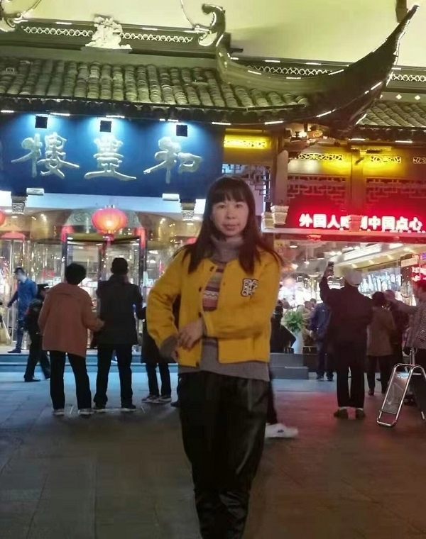 君倩的第三张照片--长春相亲服务中心