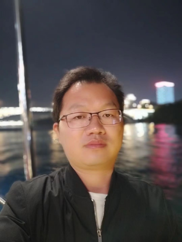 祝你平安的第一张照片--长春相亲服务中心