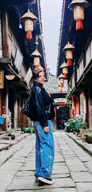 宛霞的第五张照片--长春相亲服务中心