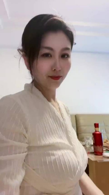 钕钕的第一张照片--长春相亲服务中心