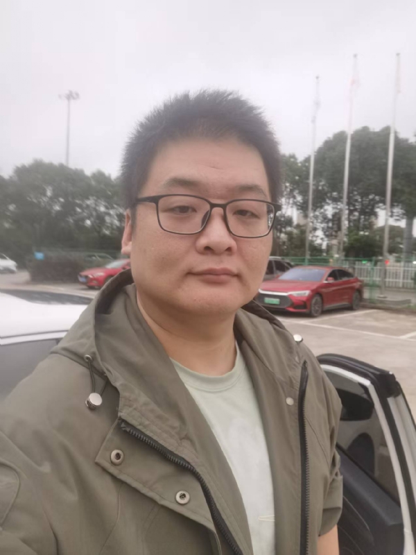 Russell的第一张照片--长春相亲服务中心