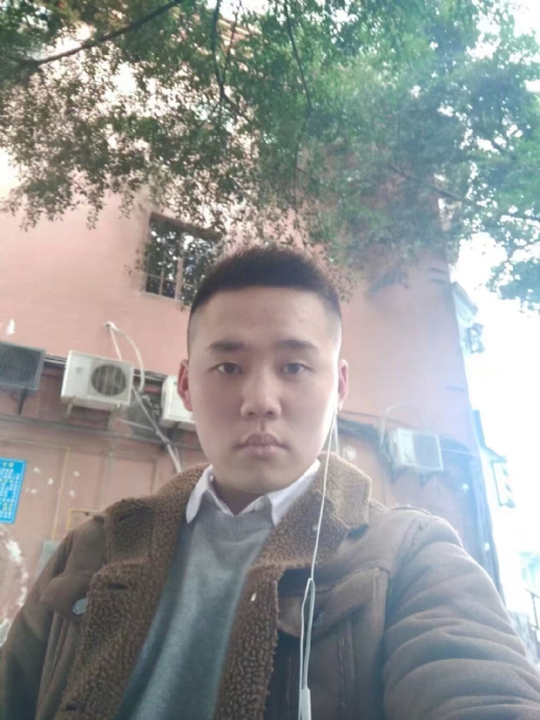 想了很久的男人的第一张照片--长春相亲服务中心