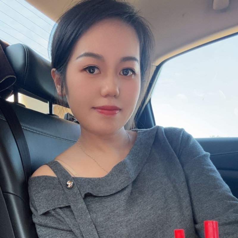 吴静的第二张照片--长春相亲服务中心