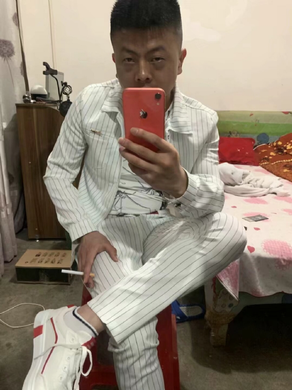 小丑的第一张照片--长春相亲服务中心