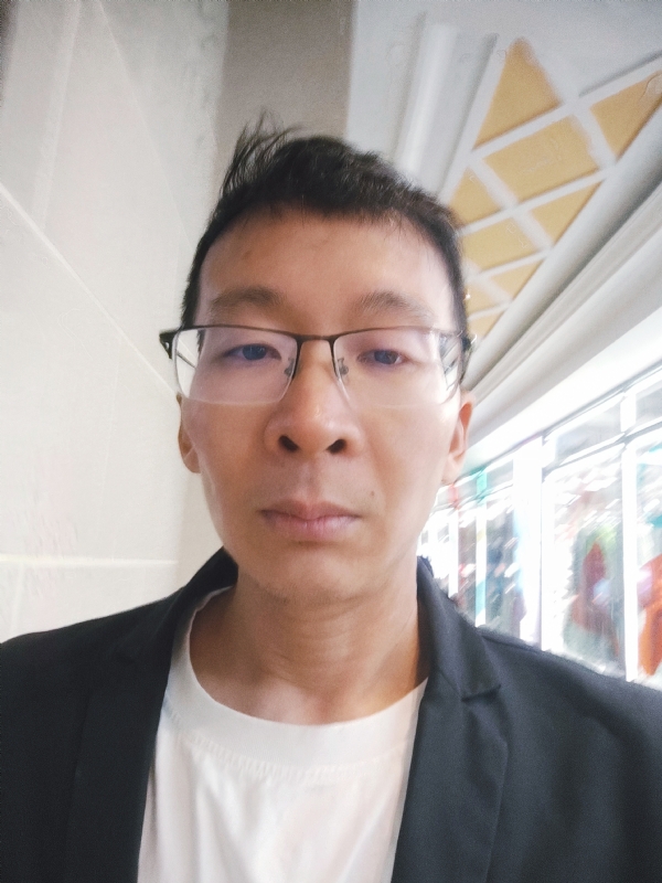 欣欣向荣的第一张照片--长春相亲服务中心