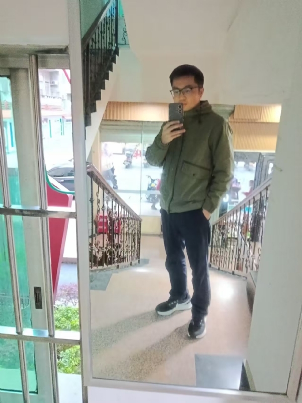 沧海一粟的第六张照片--长春相亲服务中心