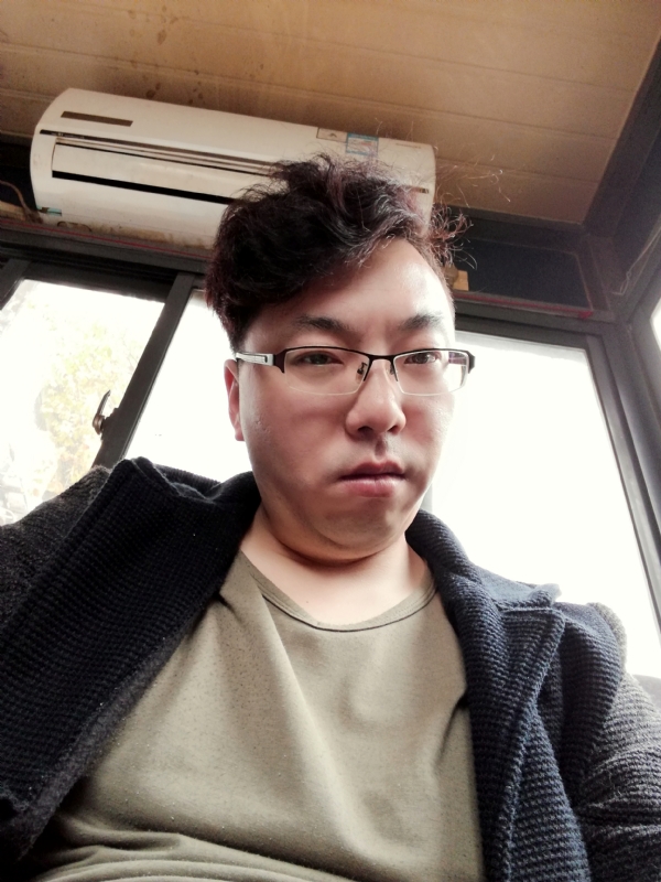 风雨彤周的第二张照片--长春相亲服务中心