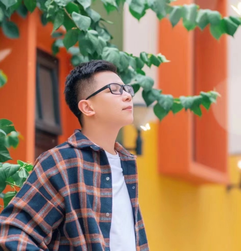 版本之子的第一张照片--长春相亲服务中心