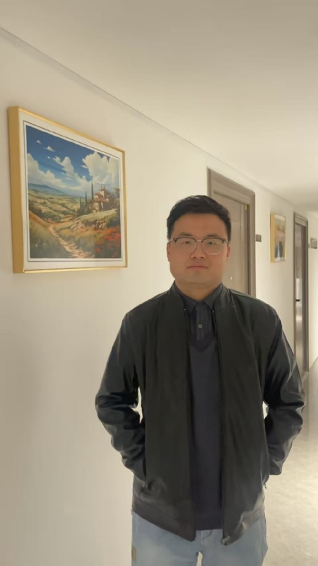 半瓶子的第一张照片--长春相亲服务中心